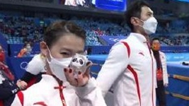 摸摸“冰墩墩”能有好運氣？奧運選手的“幸運密碼”藏不住了