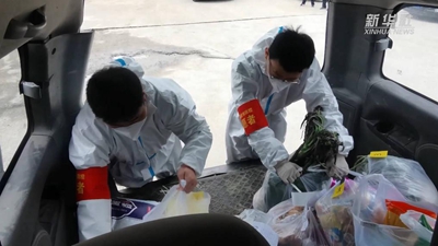 “疫”線(xiàn)有我丨重慶秀山:滯留旅客成為抗疫志愿者