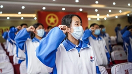 以青春之我，貢獻偉大時(shí)代