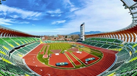 為什么田徑世錦賽會(huì )在一個(gè)大學(xué)田徑場(chǎng)里舉行？