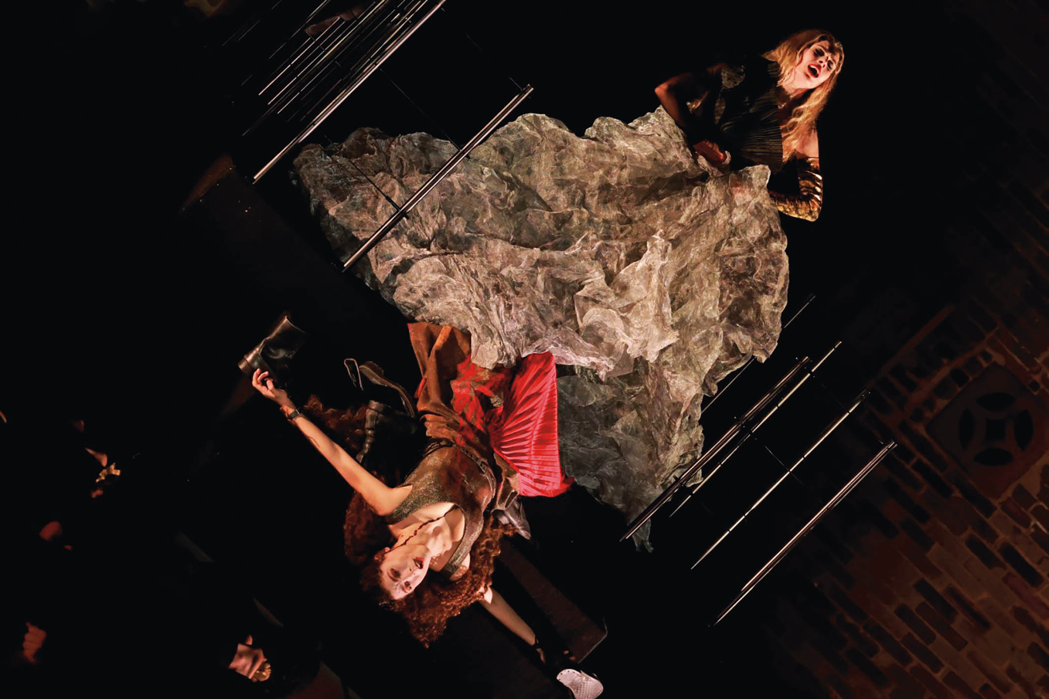 特佐普洛斯：讓?xiě)騽●雎?tīng)時(shí)代之聲