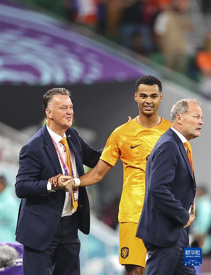 (卡塔爾世界杯)足球——A組:荷蘭戰勝塞內加爾