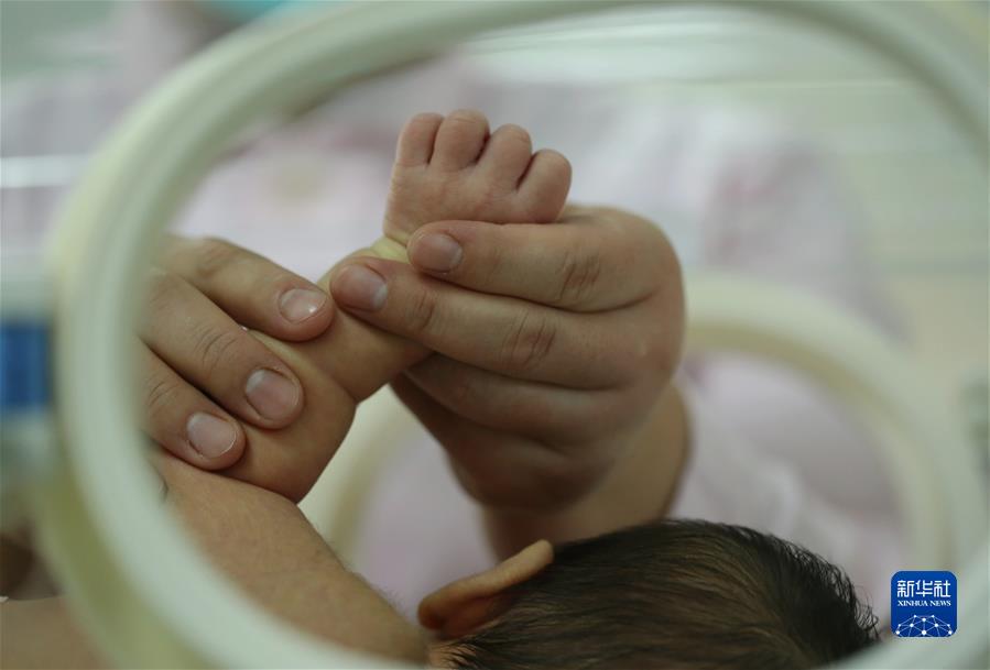 #（社會(huì )）（4）堅守崗位迎新年