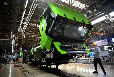 新華全媒+|西安:推動(dòng)重卡產(chǎn)業(yè)高質(zhì)量發(fā)展