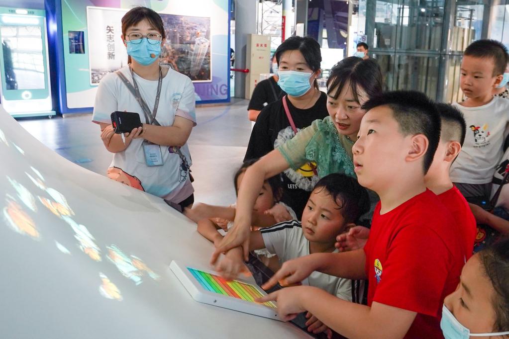 江蘇南京:快樂(lè )過(guò)暑假