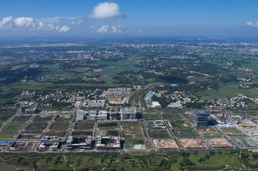 新華全媒+丨?？诮瓥|新區：防疫不放松 建設不停工