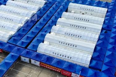 新華全媒＋丨成都投入使用5個(gè)氣膜方艙實(shí)驗室