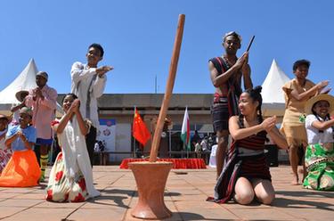 塔那那利佛大學(xué)孔子學(xué)院舉辦“孔子學(xué)院日”慶?;顒?dòng)