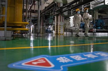 新華全媒+丨十萬(wàn)余戶(hù)暖屋，他們是背后的“守護人”