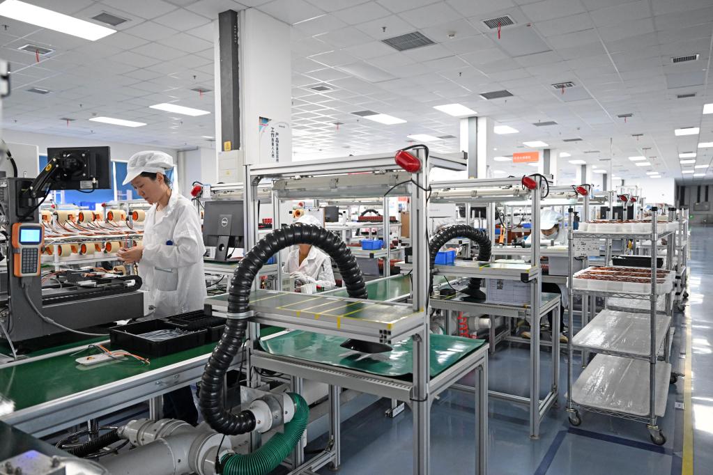 新華全媒+丨天津:培育“專(zhuān)精特新” 助推中小企業(yè)高質(zhì)量發(fā)展