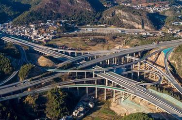 新昆楚高速昆明入城段開(kāi)通運營(yíng)