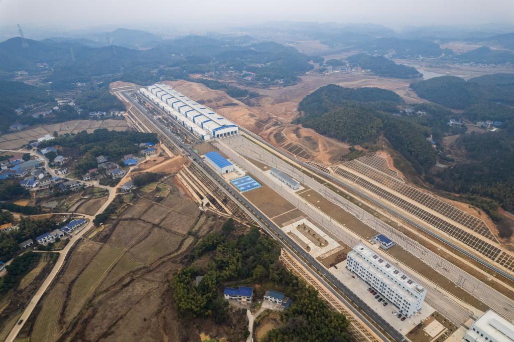 渝廈高鐵長(cháng)沙西動(dòng)車(chē)運用所正式開(kāi)通運營(yíng)