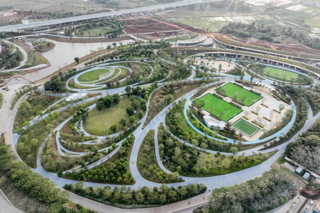 鳥(niǎo)瞰?？谖餍愎珗@