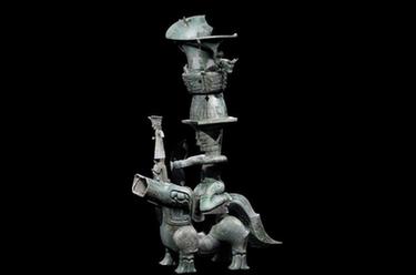 新華全媒+｜對上眼了！三星堆“神人”“神獸”成功“跨坑”合體