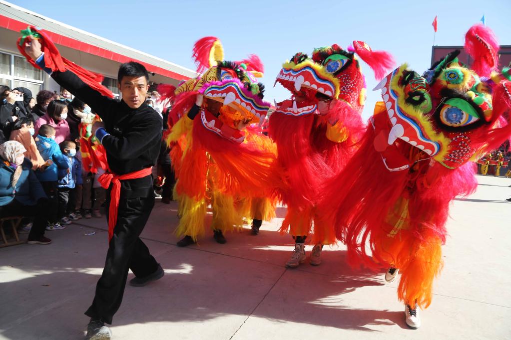 甘肅定西:排練社火迎新春