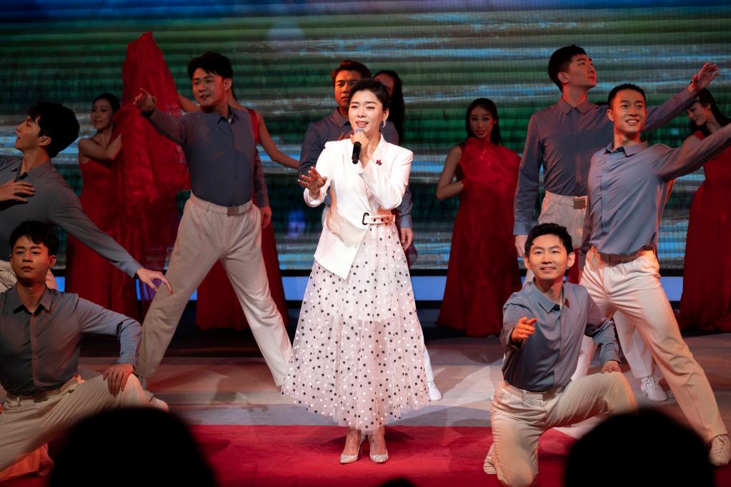 “溫暖有你 共赴美好”新就業(yè)形態(tài)勞動(dòng)者新春聯(lián)誼會(huì )舉辦