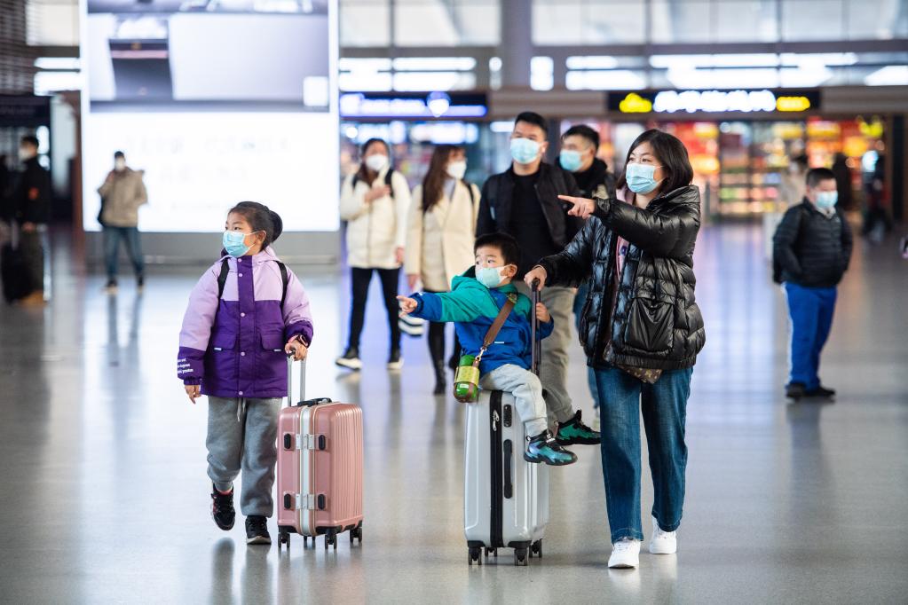 新春走基層丨添設備、暖服務(wù)、行方便——湖南長(cháng)沙春運一線(xiàn)見(jiàn)聞