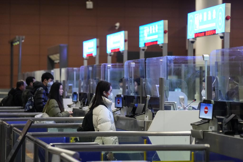 新春走基層｜沈陽(yáng)：春節假期入境旅客增加