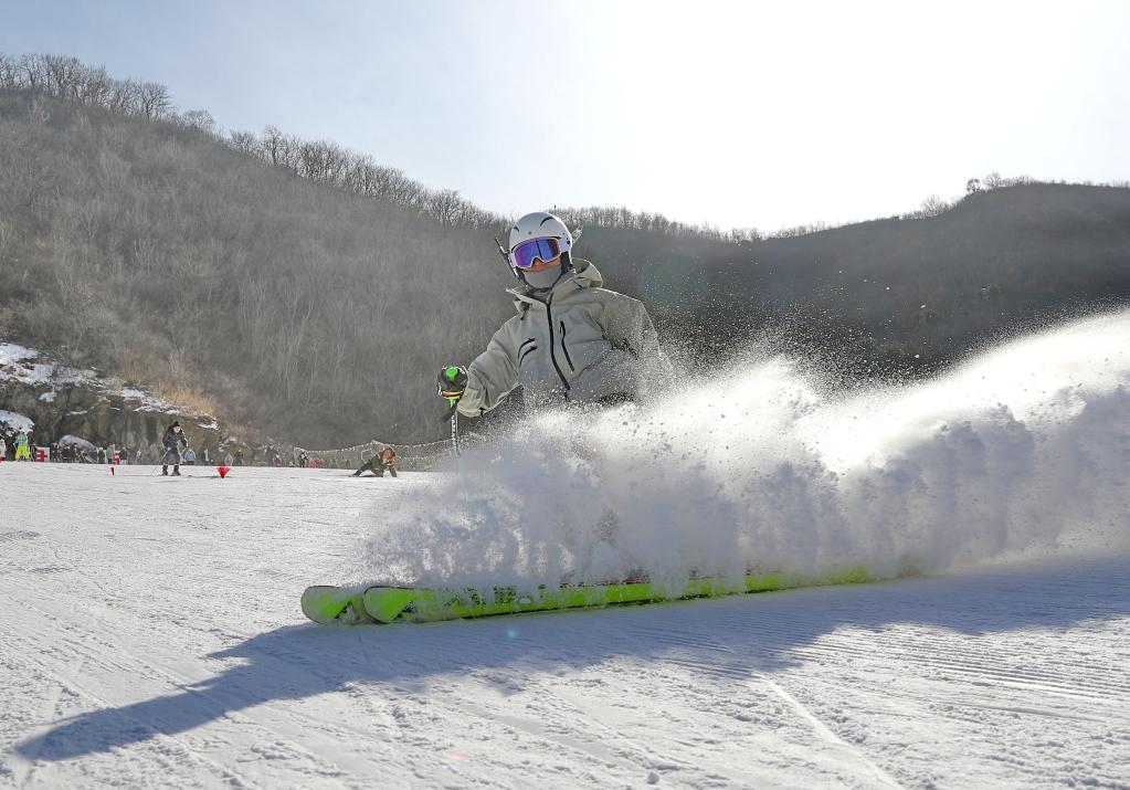 春節假期 樂(lè )享冰雪