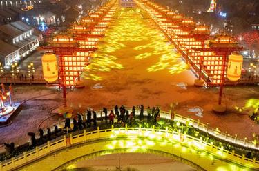 河北唐山:春雪潤“老街”