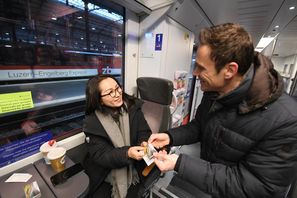 瑞士：迎來(lái)中國出境旅游團