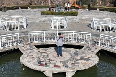 潛心研制二十載 只為木頭會(huì )“唱歌”