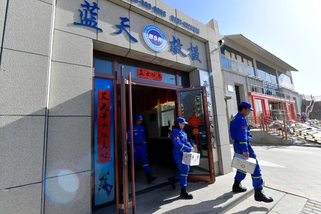 幫助別人 快樂(lè )自己——汽修技師劉富強志愿服務(wù)的4200多小時(shí)