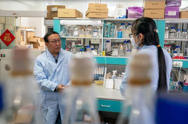 張克勤代表：為科技強國、農業(yè)強國作貢獻