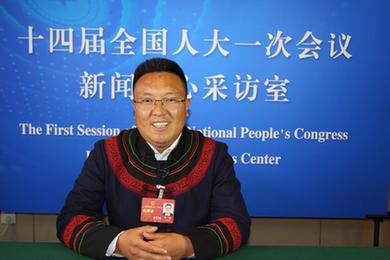 代表委員議政錄丨魯權代表:把科技的“果子”結在農村