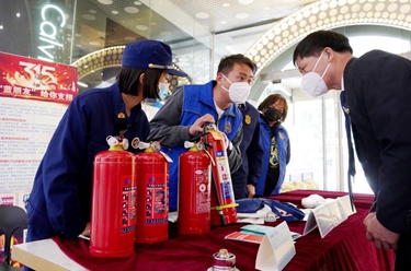 上海：消防產(chǎn)品辨真偽 筑牢安全“防火墻”