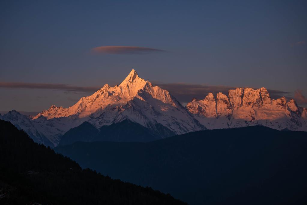 新時(shí)代新征程新偉業(yè)·全國兩會(huì )精神看落實(shí)丨云南：打造更具魅力、更有溫度的“詩(shī)和遠方”