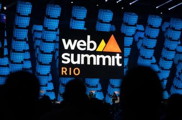 巴西里約熱內盧網(wǎng)絡(luò )峰會(huì )閉幕