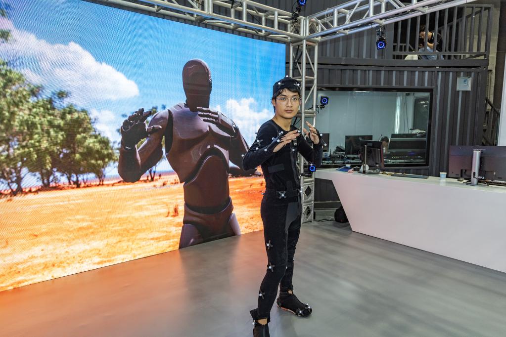 中國電影科創(chuàng )峰會(huì )在重慶舉行