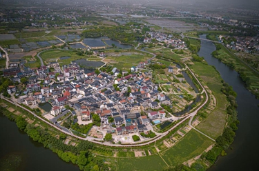 新華全媒＋丨“千萬(wàn)工程”二十年造就萬(wàn)千美麗鄉村