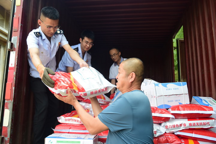 河北青縣:稅企黨建聯(lián)建 聚力鄉村振興