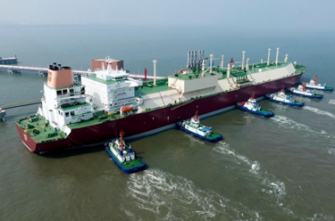 河北唐山:曹妃甸新天LNG項目首船順利到港