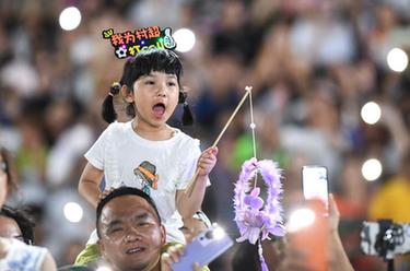 新華全媒+|貴州“村超”的“超級周末”