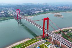 四川瀘州長(cháng)江二橋建成通車(chē)