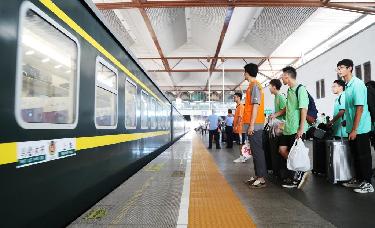 江蘇蘇州:綠色通道助力“內高班”學(xué)生暑期返疆