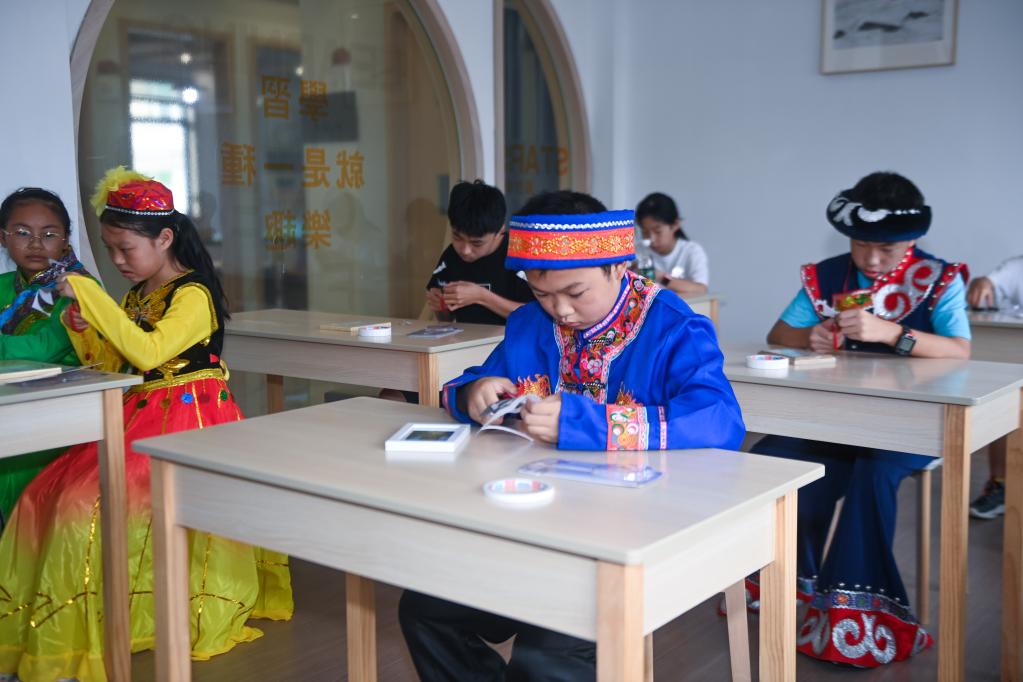 浙江湖州:開(kāi)展專(zhuān)場(chǎng)活動(dòng)服務(wù)少數民族群眾