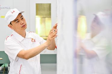 在汽車(chē)強國路上創(chuàng  )新前行的“汽車(chē)人”