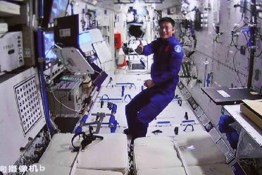 神舟十六號航天員乘組圓滿(mǎn)完成出艙活動(dòng)全部既定任務(wù)