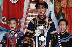 新華全媒+丨大涼山的歌聲，唱響開(kāi)幕式