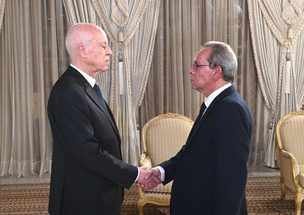 突尼斯總統任命新總理