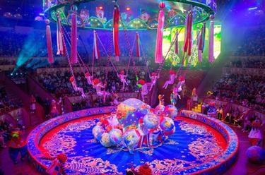 俄羅斯舉辦“無(wú)國界”國際馬戲藝術(shù)節