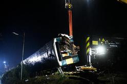 孟加拉國兩列火車(chē)相撞已致至少16人死亡