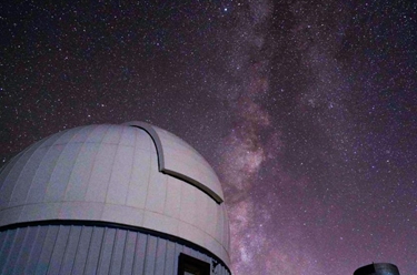 西藏阿里:夜觀(guān)銀河