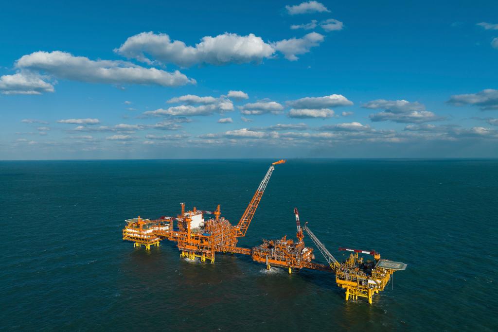 渤海首個(gè)千億方大氣田Ⅰ期開(kāi)發(fā)項目投產(chǎn)