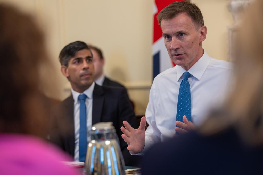 英國政府秋季預算案計劃減稅以拉動(dòng)經(jīng)濟增長(cháng)