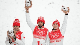 冬奧會(huì )頒獎：冠軍來(lái)了，誒，怎么又來(lái)了？